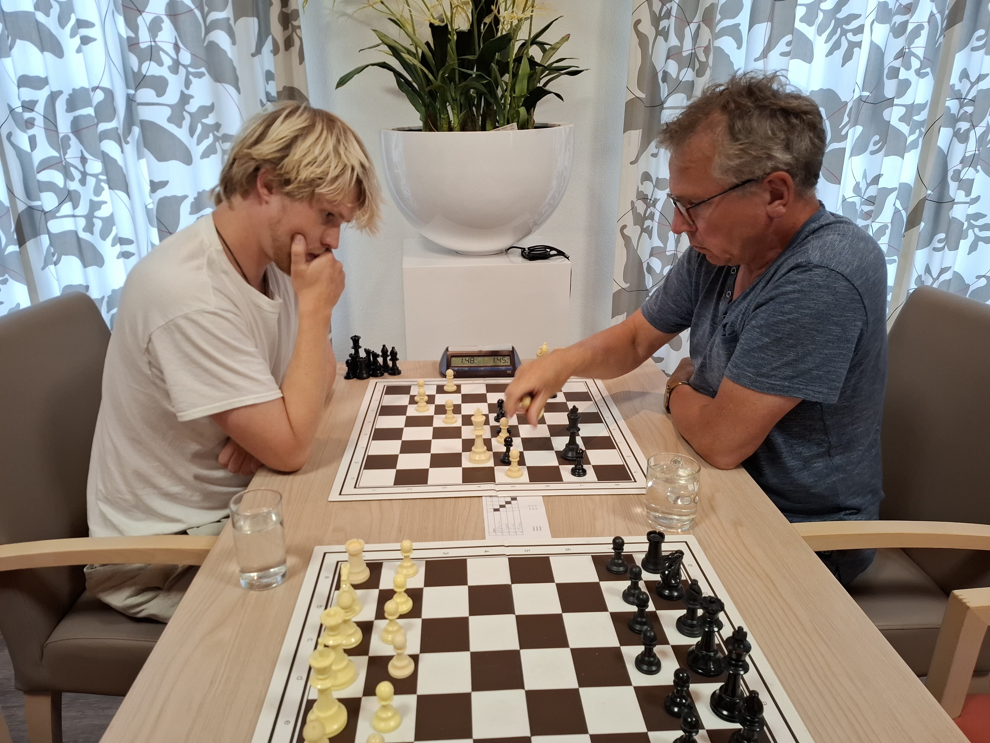 In een pionnen eindpel trok Kersten tegen Pronk uiteindelijk aan het langste eind.